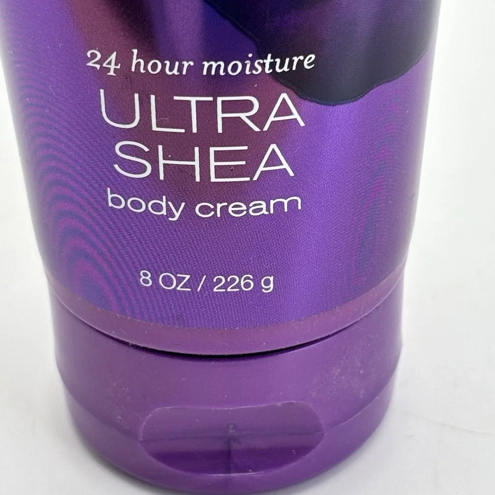 NEW BATH & BODY WORKS DARK KISS ULTRA SHEA BODY CREAM LOTION 24 HR MOISTURE 8 OZ